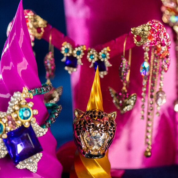 Bracelet or Ring Holder - Picture 2 of 6